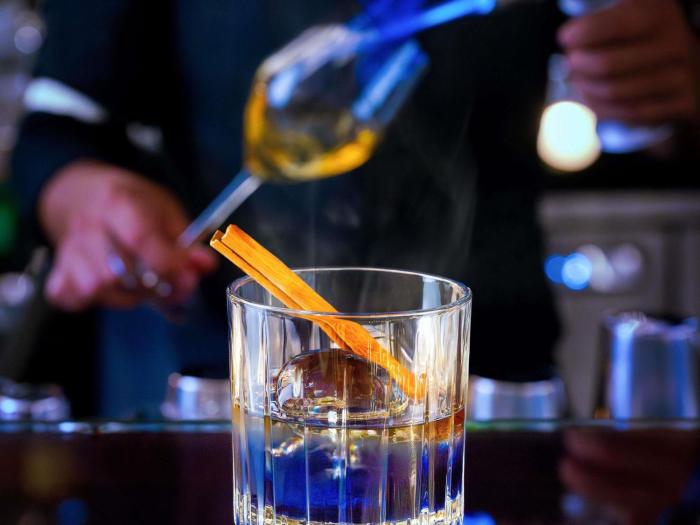 mercure bangkok surawong