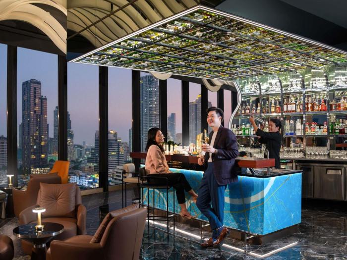 mercure bangkok surawong