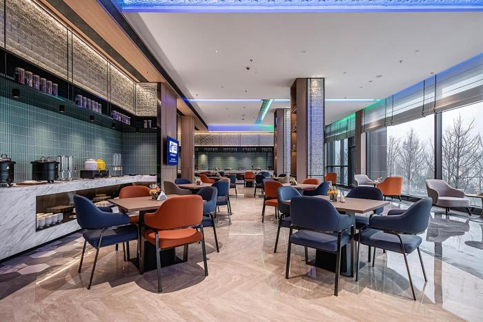 holiday inn express chongqing nanbin road an ihg hotel