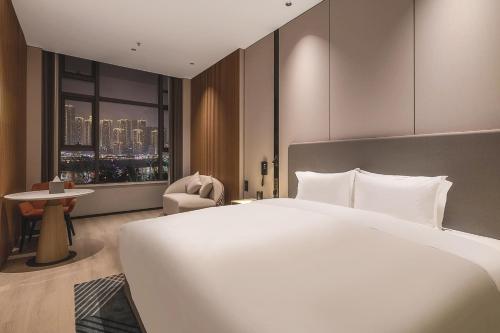 holiday inn express chongqing nanbin road an ihg hotel