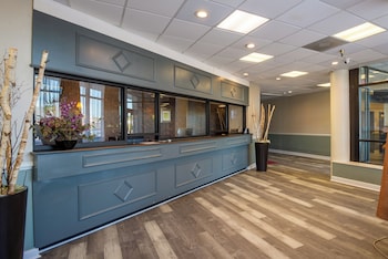 Dominion Inn & Suites,5203 Williamsburg Rd,2 star