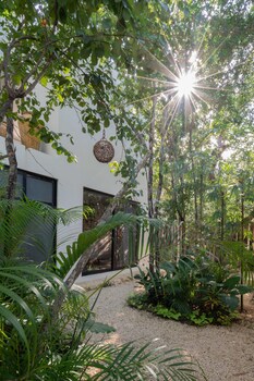 Twelve O'clock - Luxury Villas,Mexico>>Tulum,4.5 star