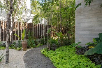 twelve oclock luxury villas