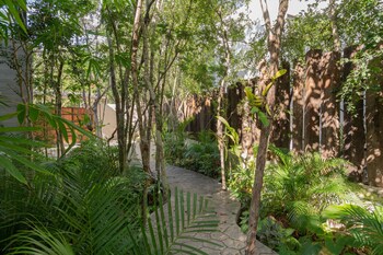 Twelve O'clock - Luxury Villas,Mexico>>Tulum,4.5 star