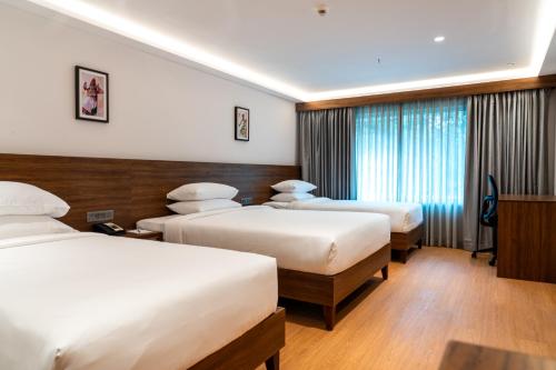 lilac hotel guruvayur