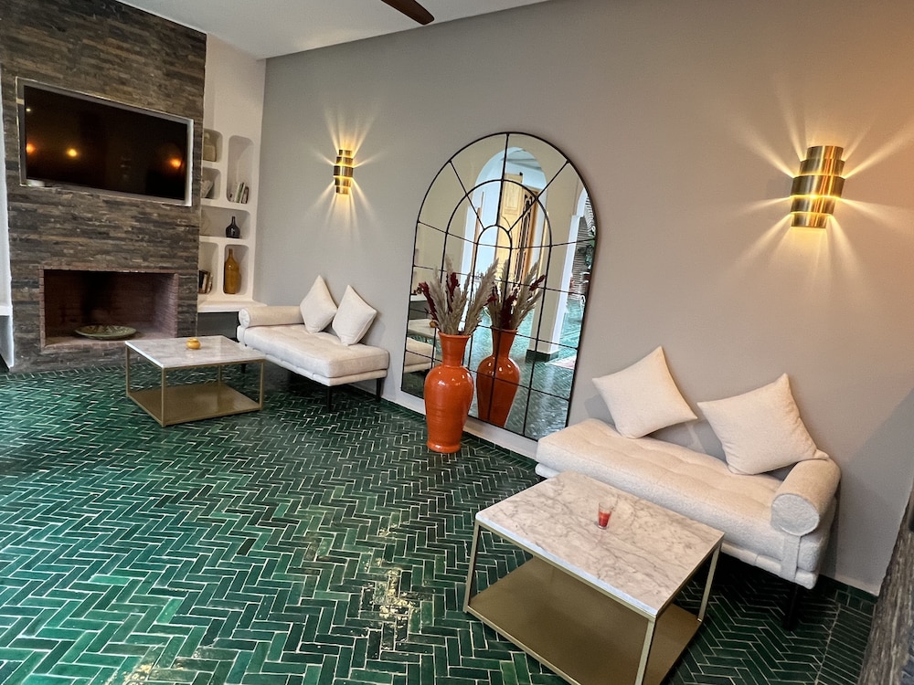 riad darchica