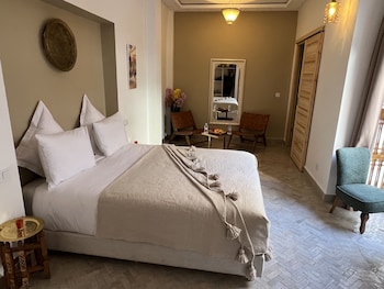 riad darchica