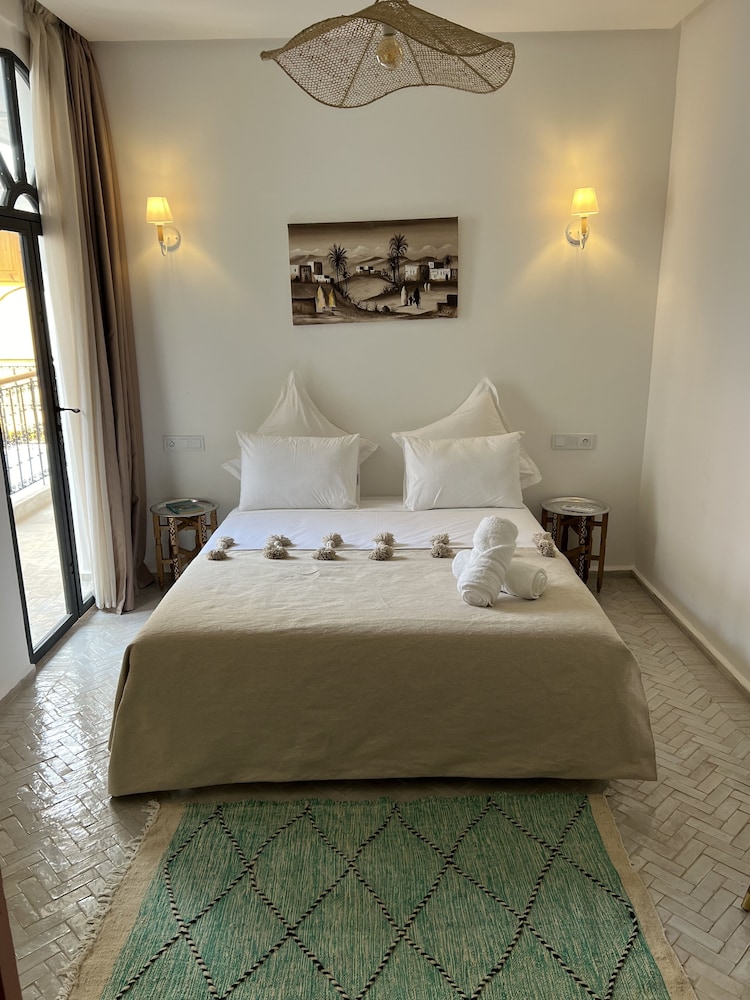 riad darchica