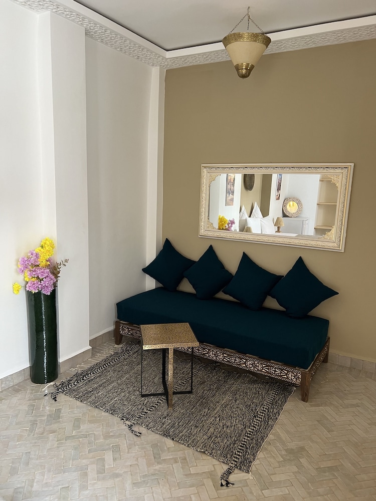 riad darchica