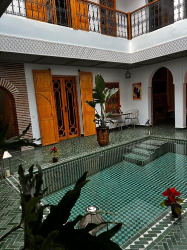 riad darchica