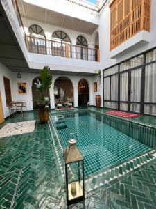 riad darchica