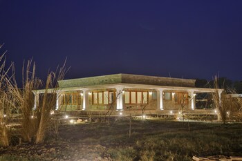 Sawai Shivir Ranthambore By Tutc,Ranwal,5 star