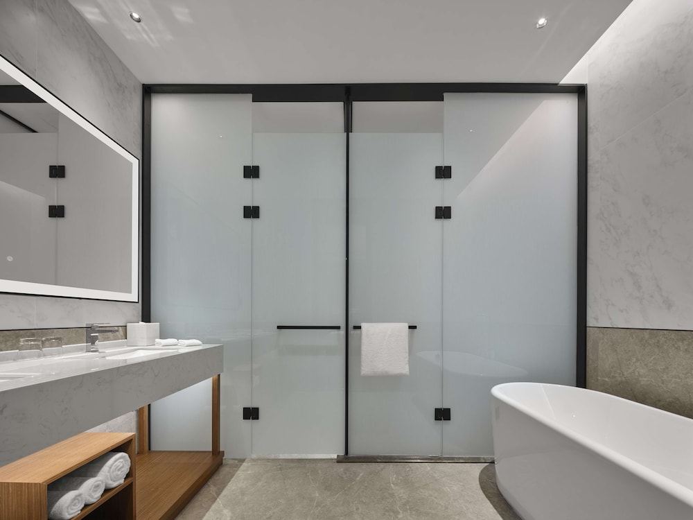 hilton garden inn huizhou north railway station
