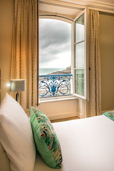 hotel france et chateaubriand