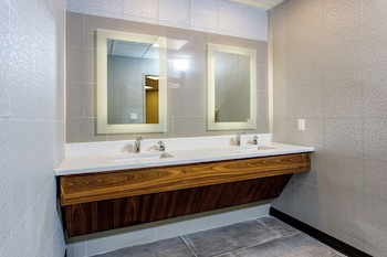 doubletree by hilton appleton