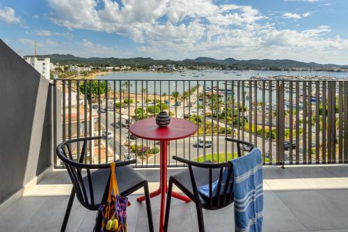 hotel vibra district adults only