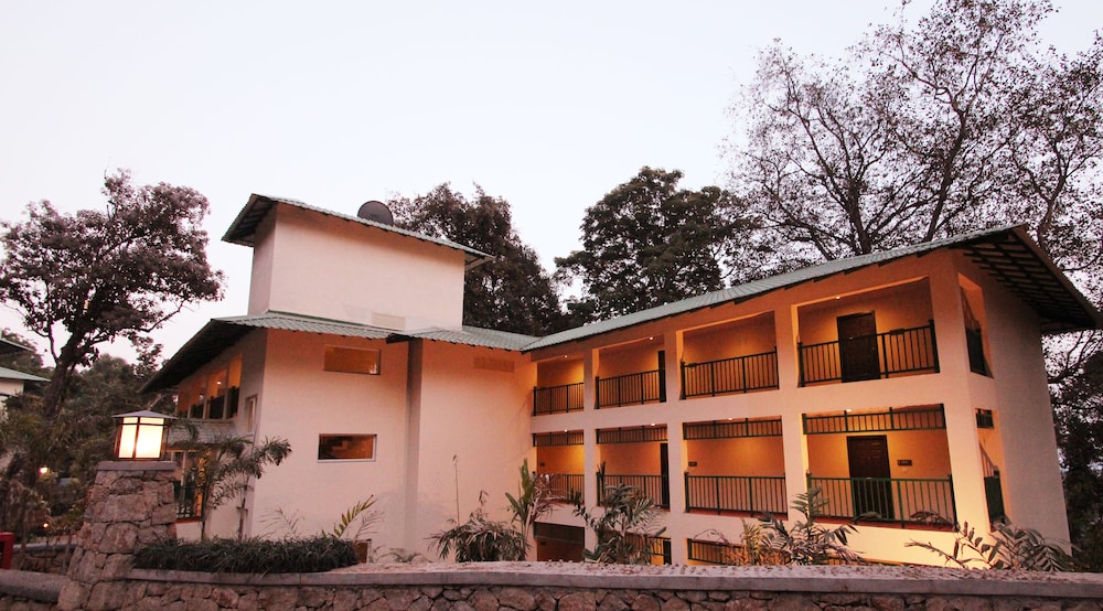 club mahindra mount serene