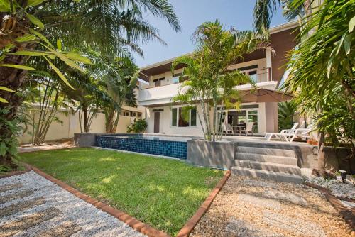 tropicana pool villa