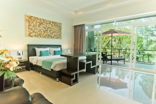 tropicana pool villa