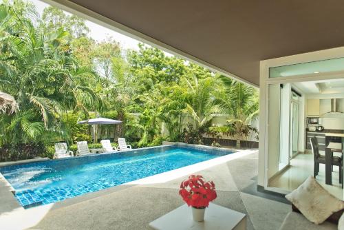 tropicana pool villa