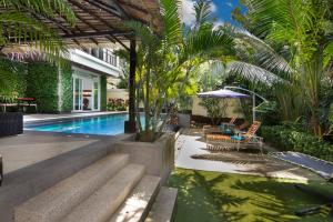 tropicana pool villa