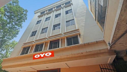 hotel o padmini near lakdikapool metro station