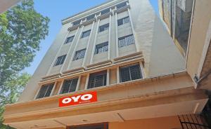 hotel o padmini near lakdikapool metro station