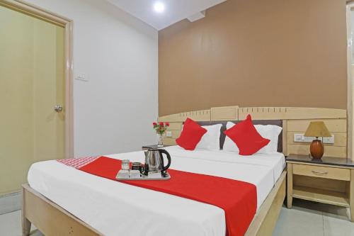 hotel o padmini near lakdikapool metro station