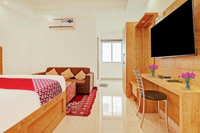aura hotel rajdhani residency