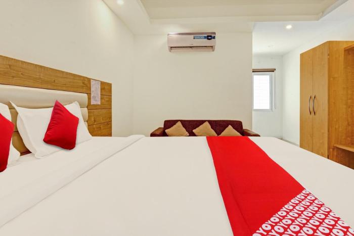 aura hotel rajdhani residency
