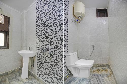 collection o nirvana residency near lotus temple