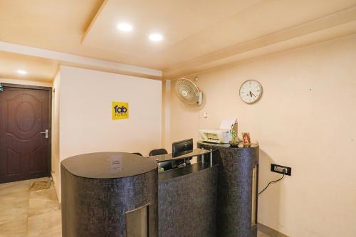 oyo flagship 80648 hotel dds lawn