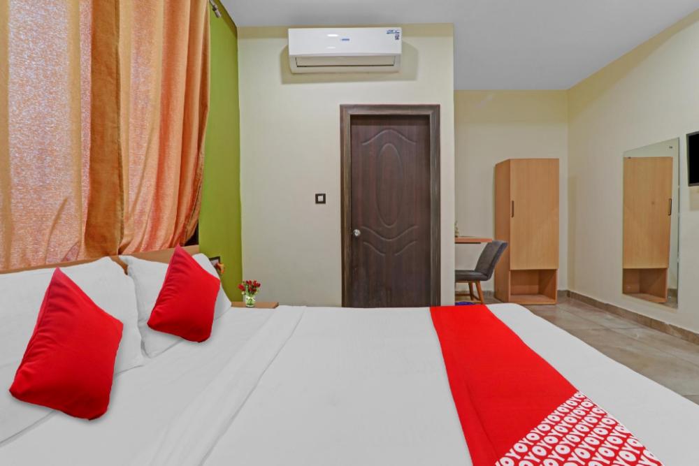oyo flagship 80648 hotel dds lawn
