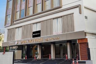 collection o 806559 hotel keys elite