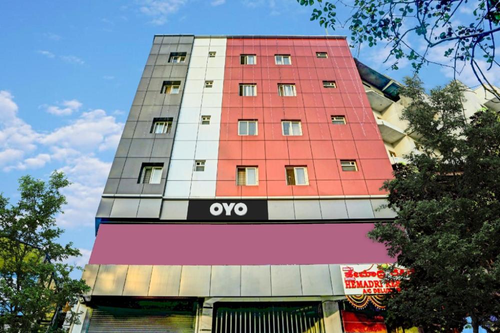collection o hotel hemadri residency