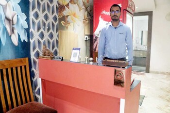 rbs hotel and restaurant in front ram temp