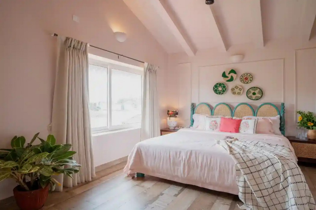 elivaas bludoor luxury 5bhk villa with private pool