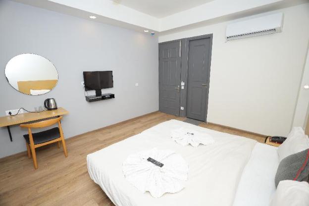 hotel wedlocks 51