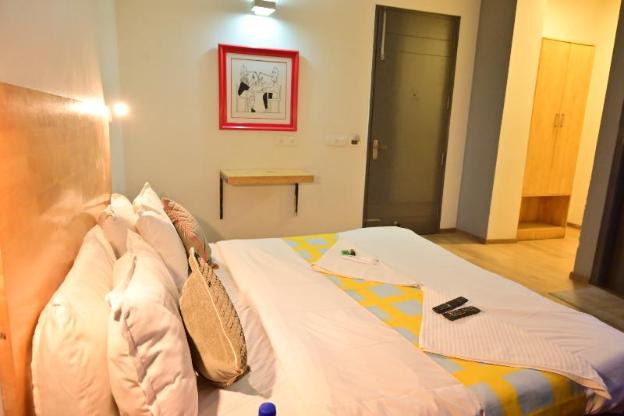 hotel wedlocks 51
