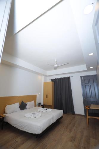 hotel wedlocks 51