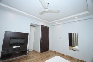hotel wedlocks 51