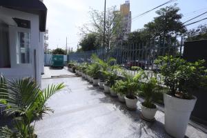 hotel wedlocks 51