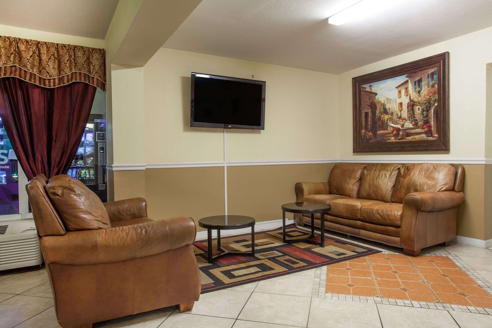 days inn by wyndham daytona beach speedway