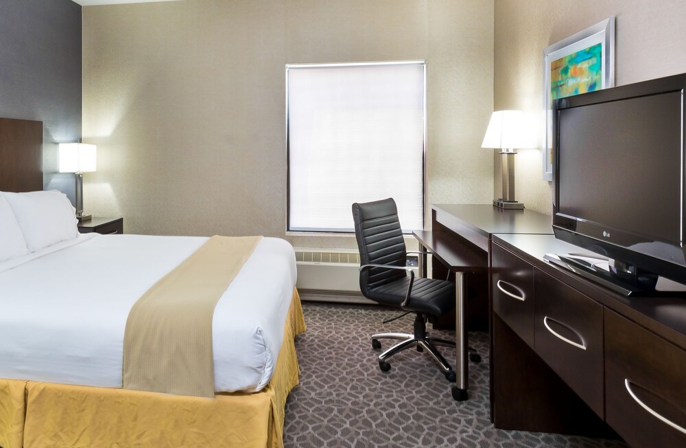 holiday inn express and suites burlington mount ho