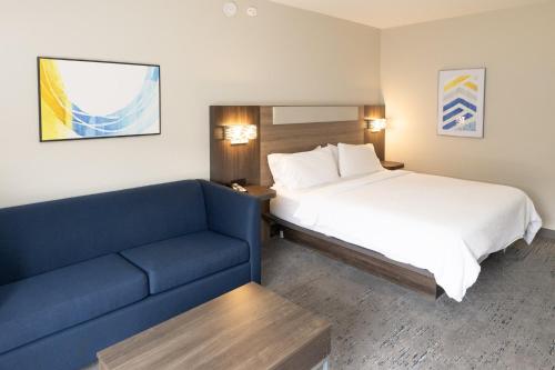 holiday inn express and suites burlington mount ho