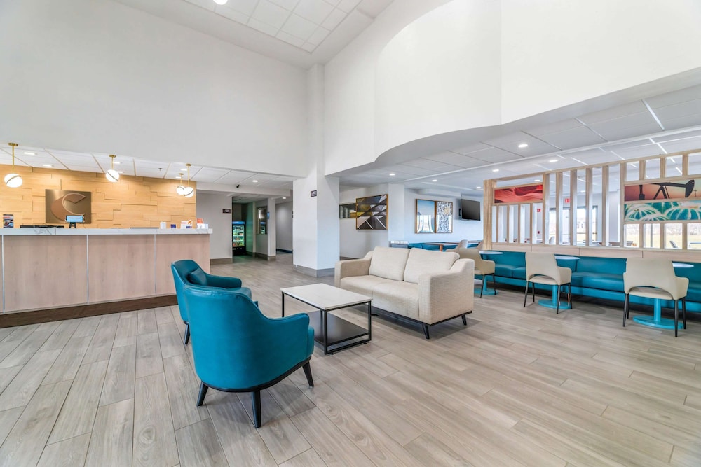 comfort inn and suites