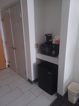 comfort inn and suites