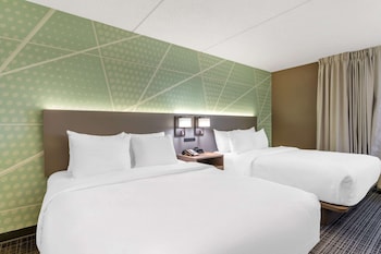 comfort inn and suites