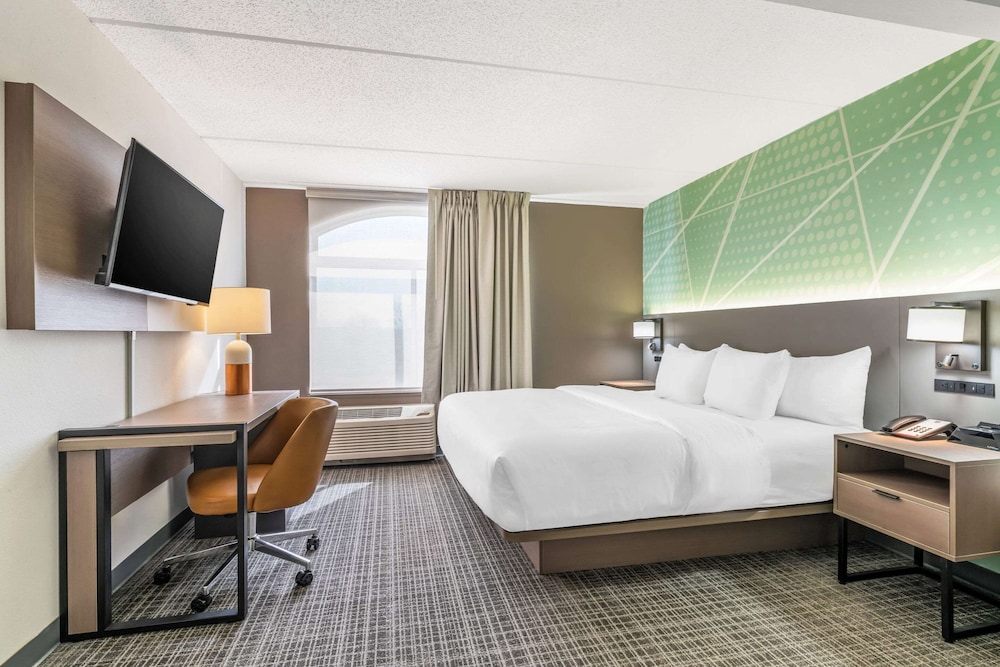 comfort inn and suites