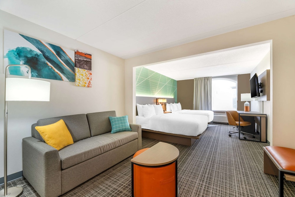 comfort inn and suites